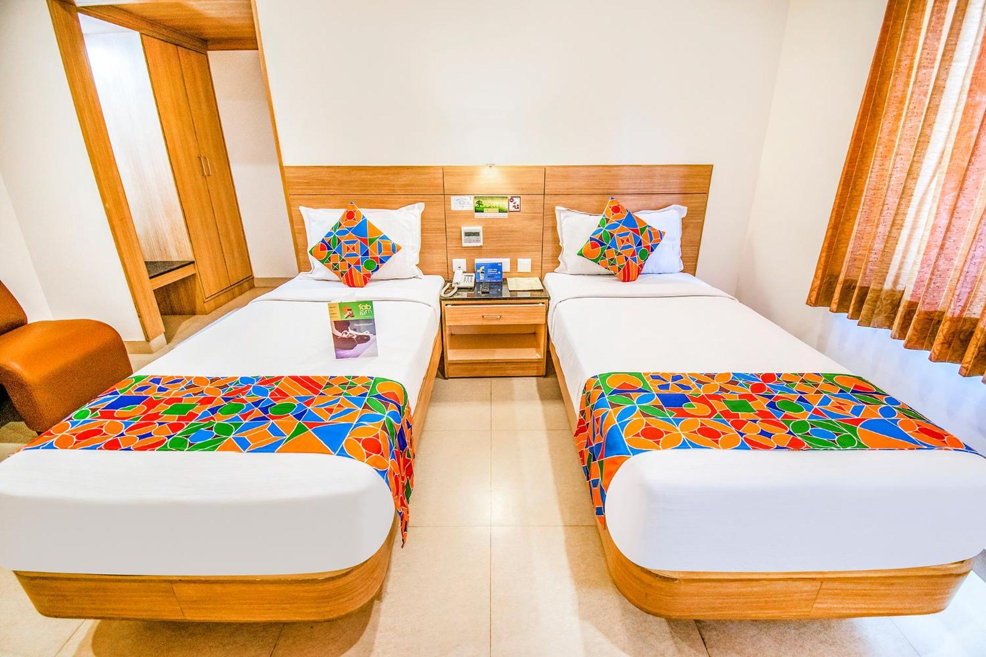 Fabhotel Prime Royal Castle Gandhipuram Coimbatore Exterior photo