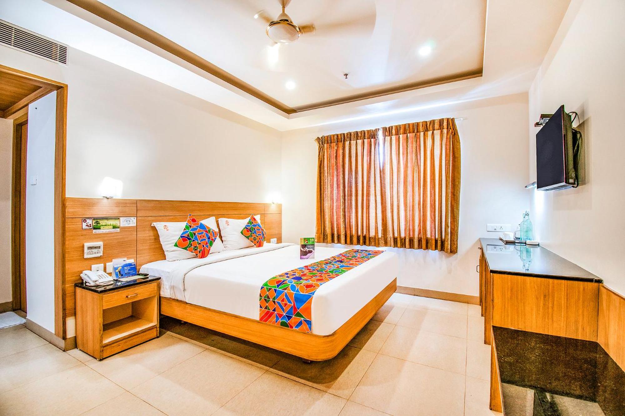 Fabhotel Prime Royal Castle Gandhipuram Coimbatore Exterior photo