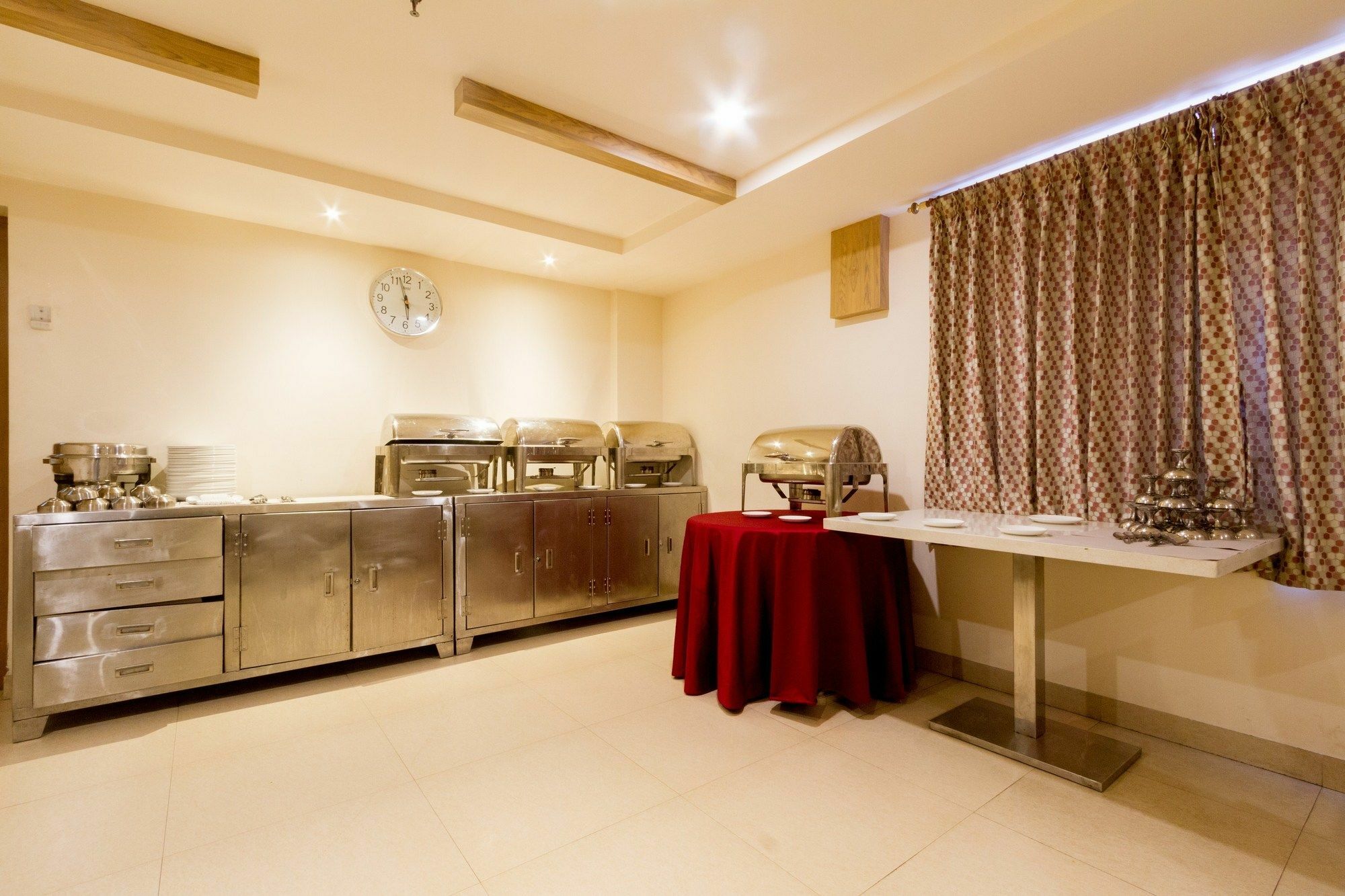 Fabhotel Prime Royal Castle Gandhipuram Coimbatore Exterior photo
