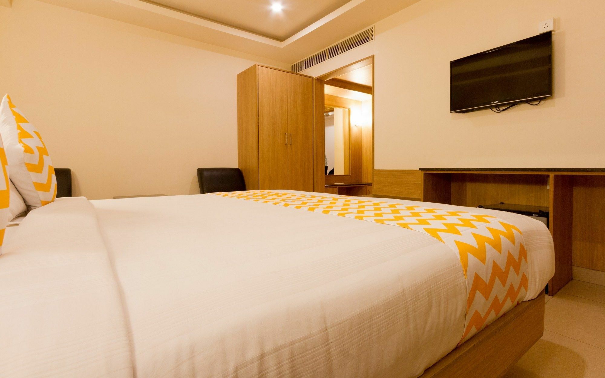 Fabhotel Prime Royal Castle Gandhipuram Coimbatore Exterior photo